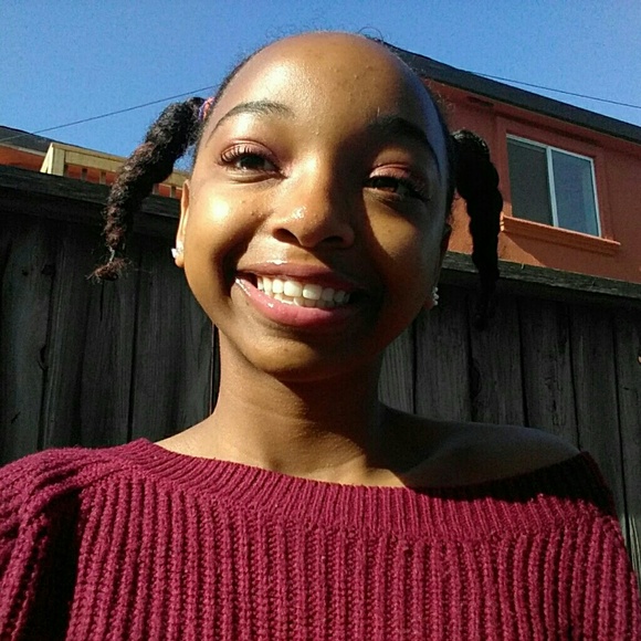 Meet your Posher, Kiana - Picture 6 of 6